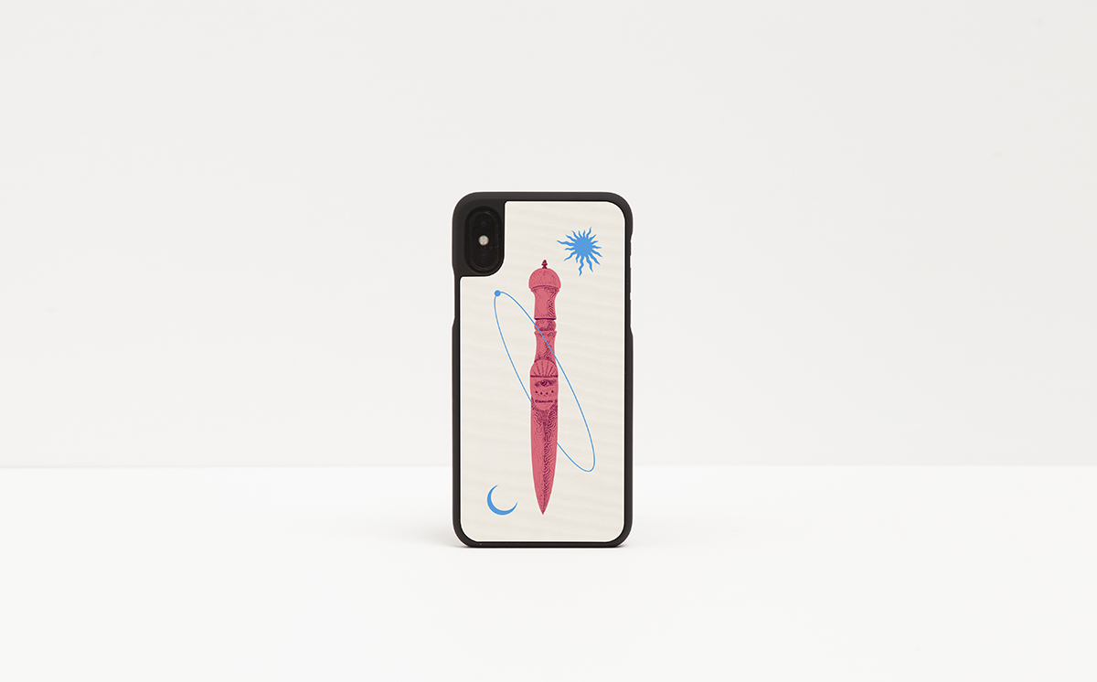 Alessandro Cripsta designs an iPhone Cover for Wood'd